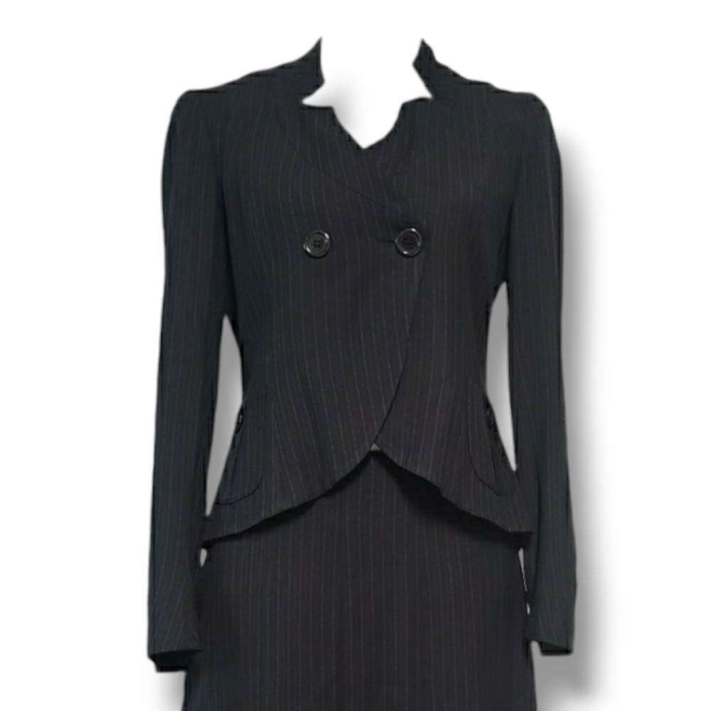 CARRIERE Blazer Black Pinstripe Structured Suit